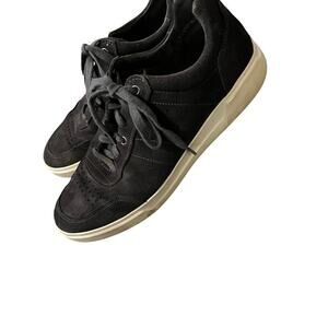Vince Mens Suede Sneakers
